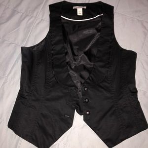 Black vest
